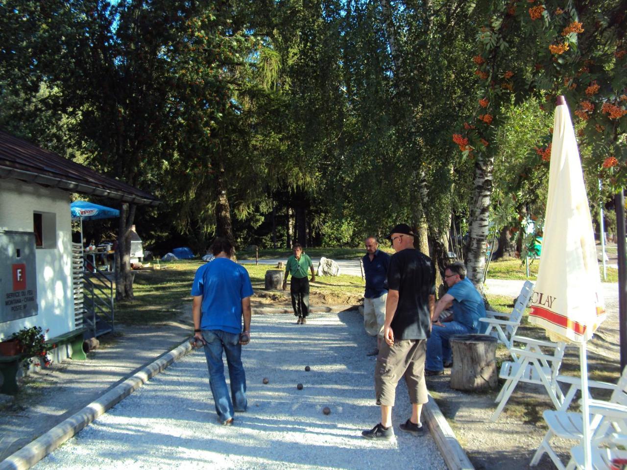 Dortoir Moubra Hostel Crans-Montana Ngoại thất bức ảnh